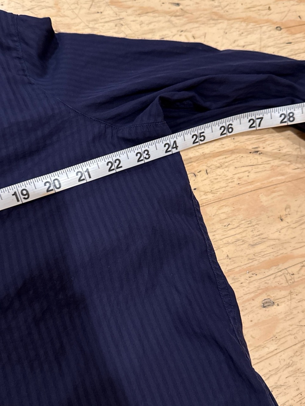 Frank & Eileen navy blue button-down shirt featuring subtle vertical stripes - Picture 7 of 8